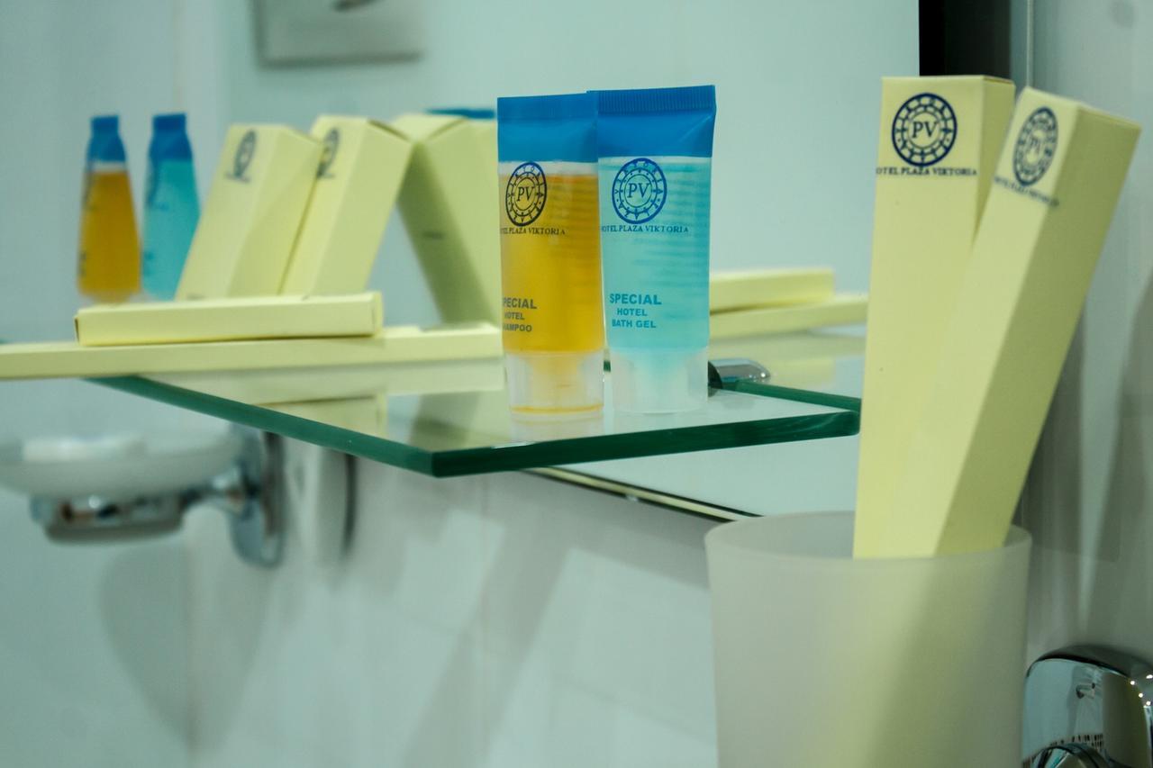 Hotel Plaza Viktoria Ґюмрі Екстер'єр фото